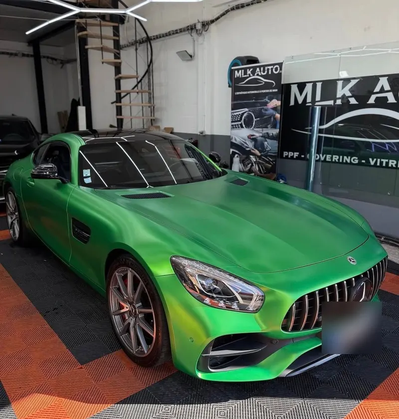 Mercedes-AMG GT, Covering vert satiné